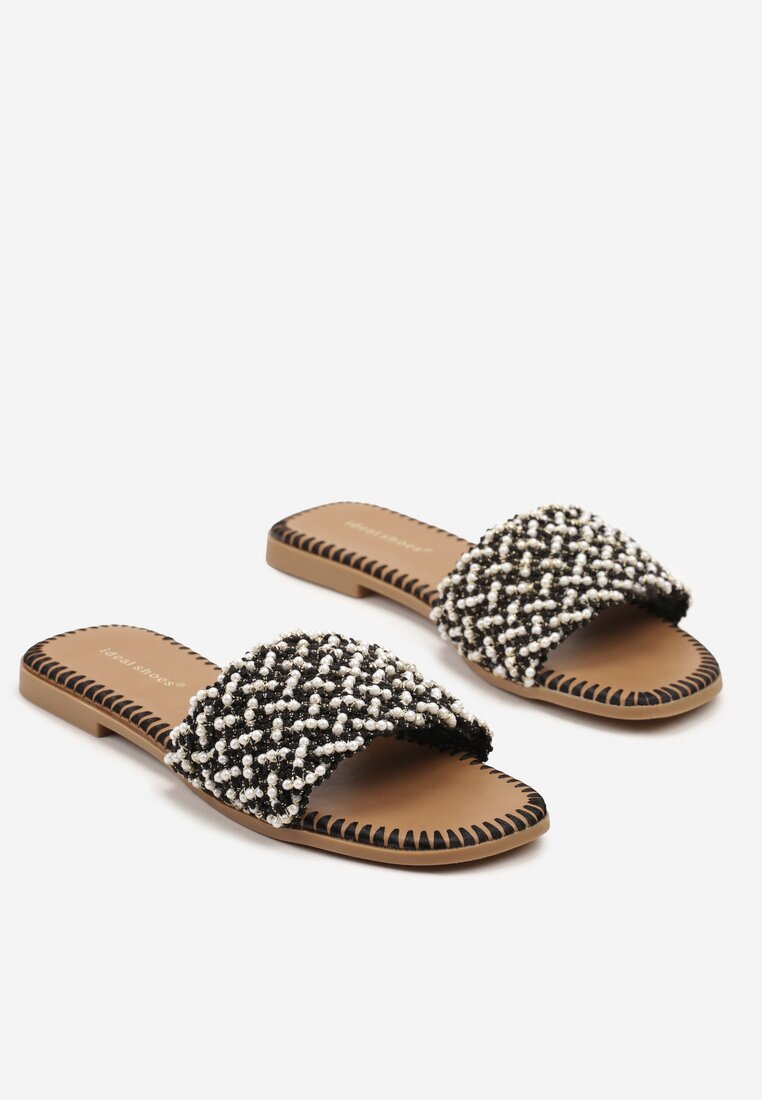 Czarne Klapki z Koralikami w Stylu Boho Sorea