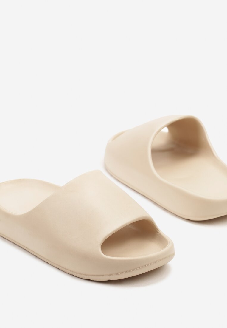 Bézs Papucs