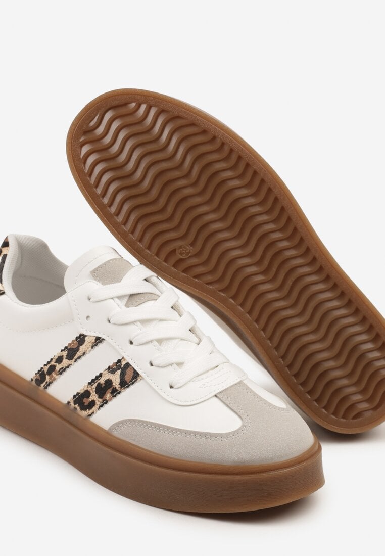 Białe Sneakersy Klasyczne Tenisówki Zdobione Wstawkami w Panterkę Nilenisse
