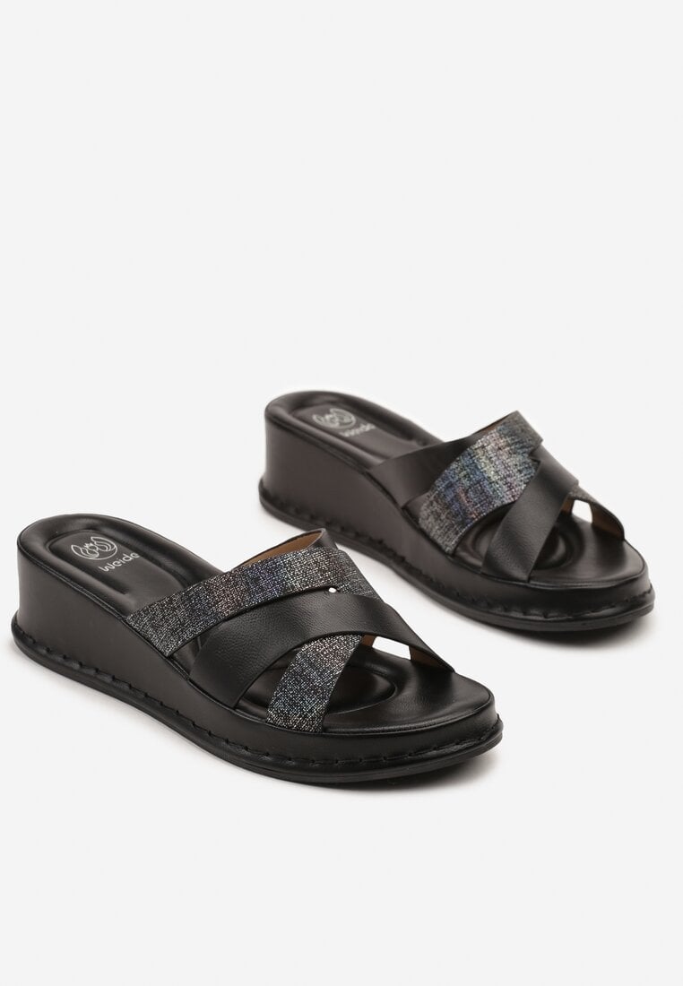 Fekete Papucs