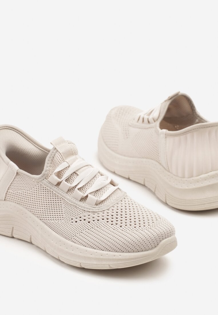Jasnobeżowe Siateczkowe Buty Sportowe Sneakersy Wsuwane z Ozdobnym Sznurowaniem Terelea