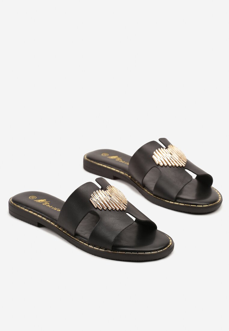Fekete Papucs