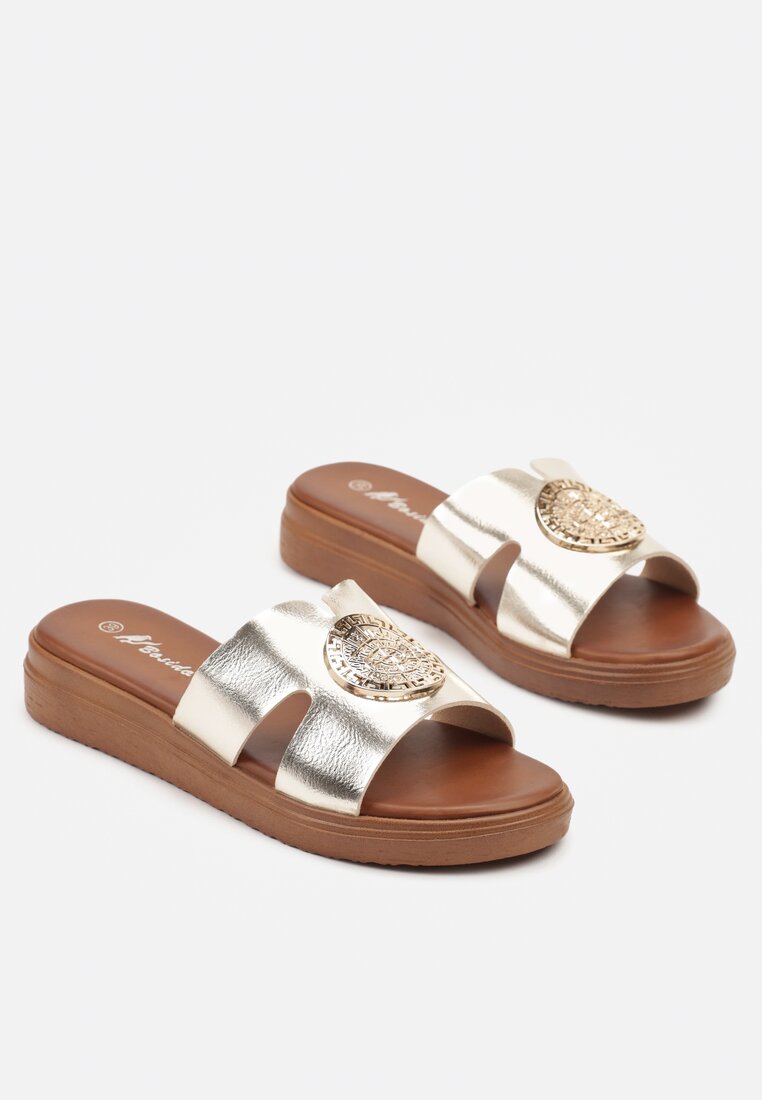Arany Papucs