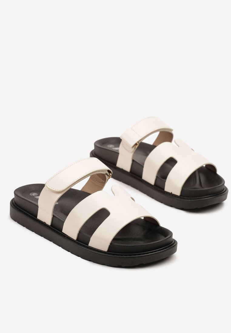 Bézs Papucs