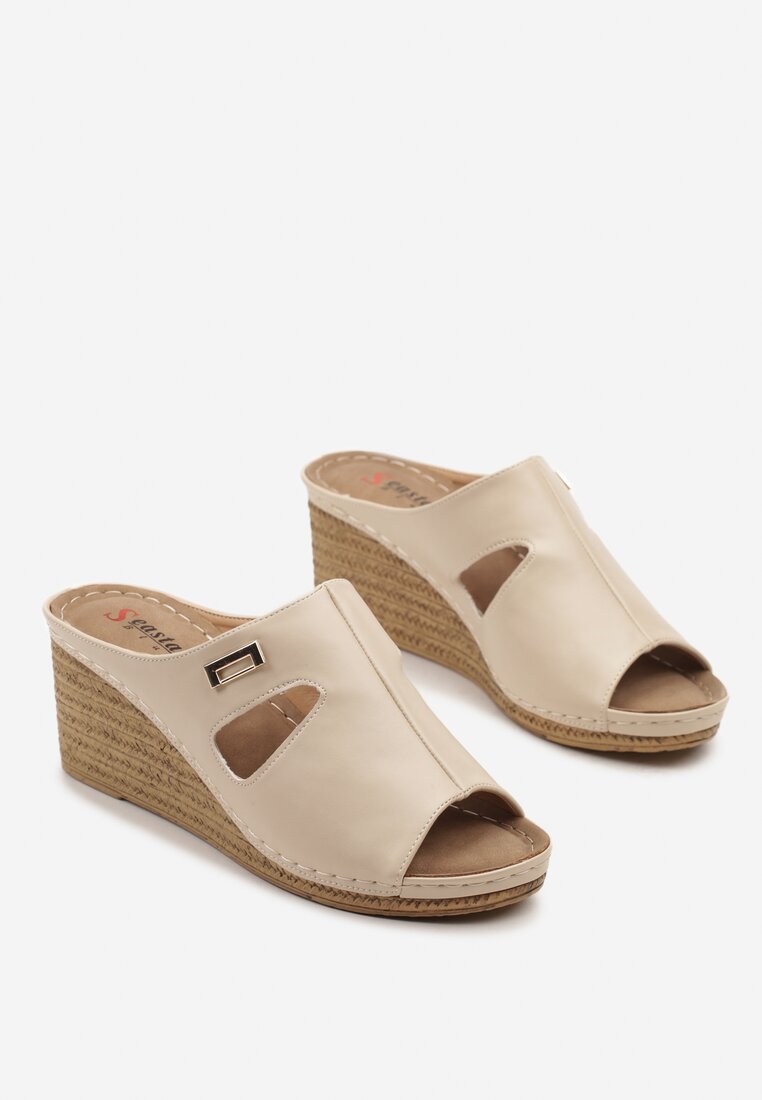 Bézs Papucs