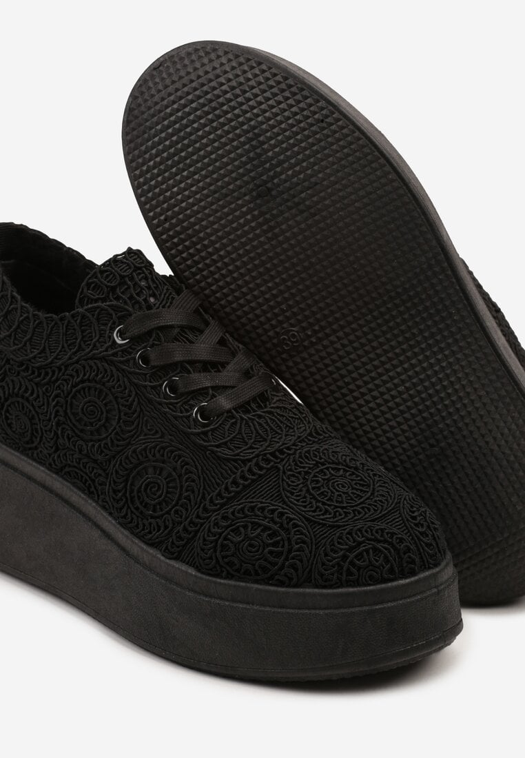 Czarne Sneakersy w Stylu Tenisówek na Platformie z Szydełkową Cholewką Filusenia