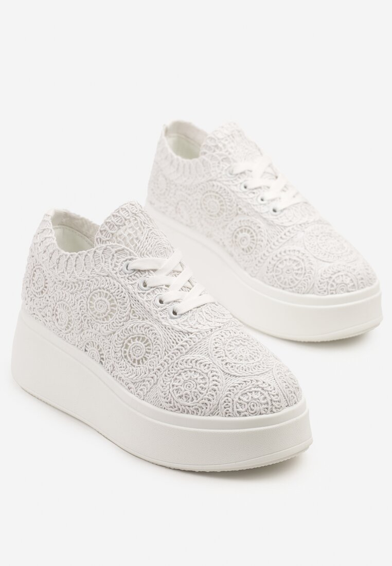 Białe Sneakersy w Stylu Tenisówek na Platformie z Szydełkową Cholewką Filusenia
