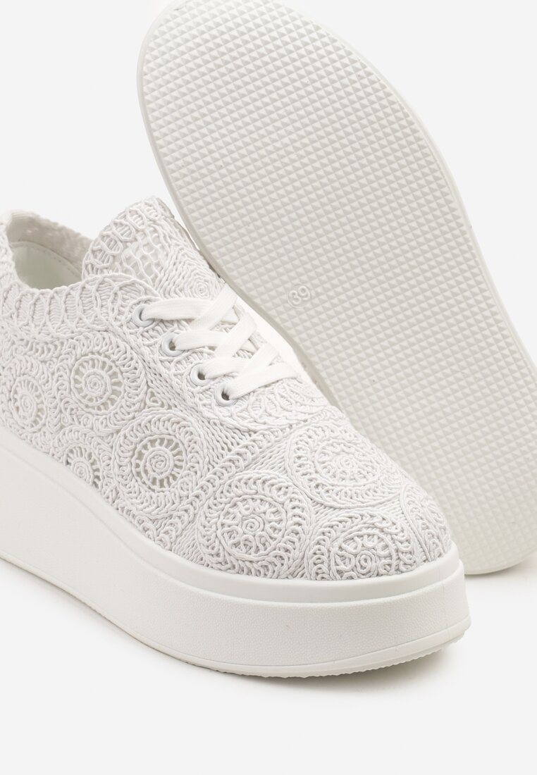 Białe Sneakersy w Stylu Tenisówek na Platformie z Szydełkową Cholewką Filusenia