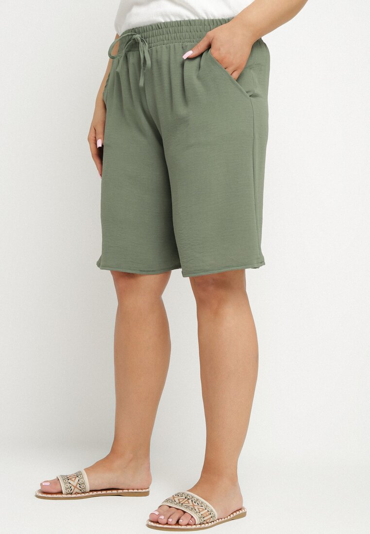 Pantaloni scurți Verde închis