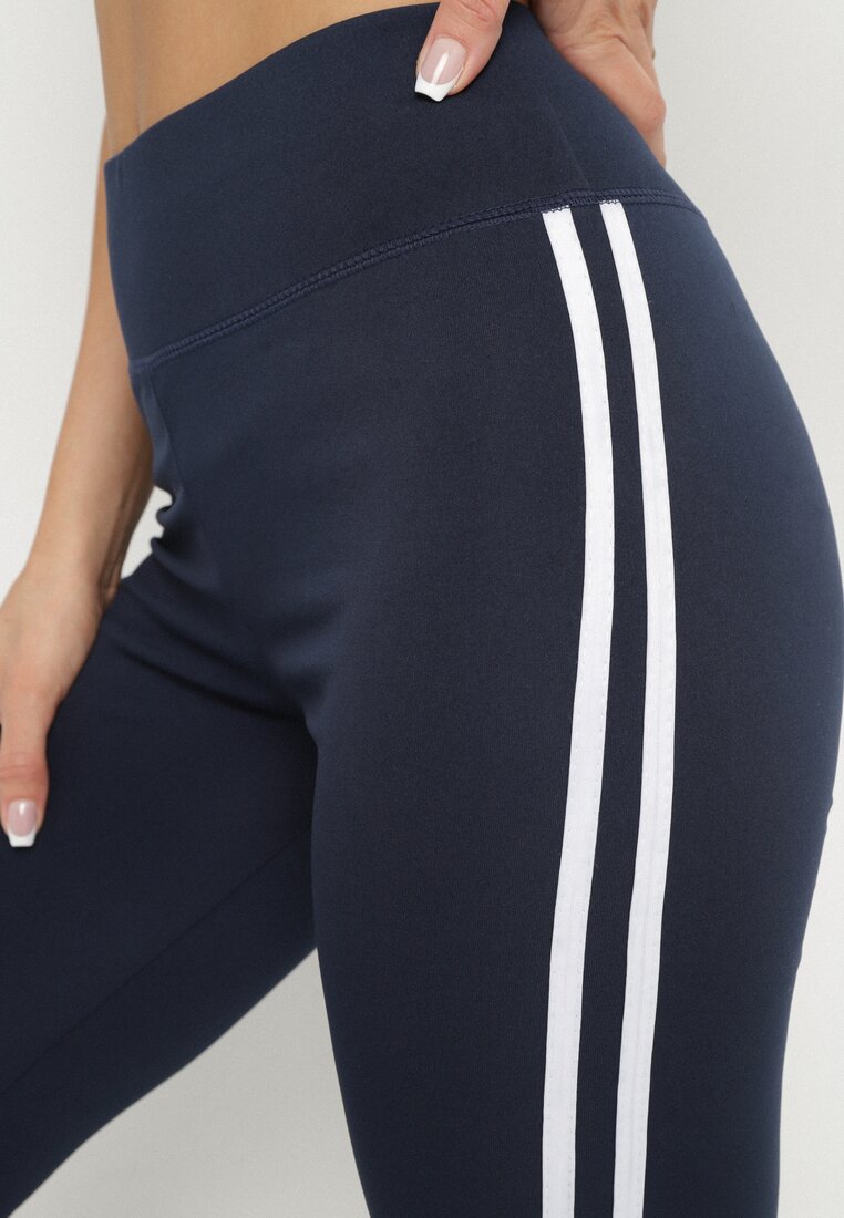 Granatowe Legginsy z Ozdobnymi Lampasami Janiaima