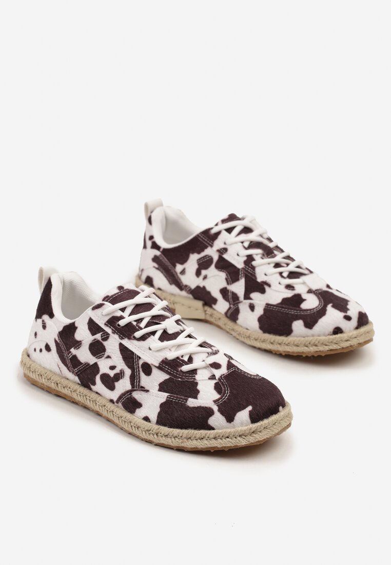 Brązowo-Białe Sneakersy w Stylu Klasycznych Tenisówek z Plecioną Podeszwą Ozdobione Wzorem w Łaty Fevanelle