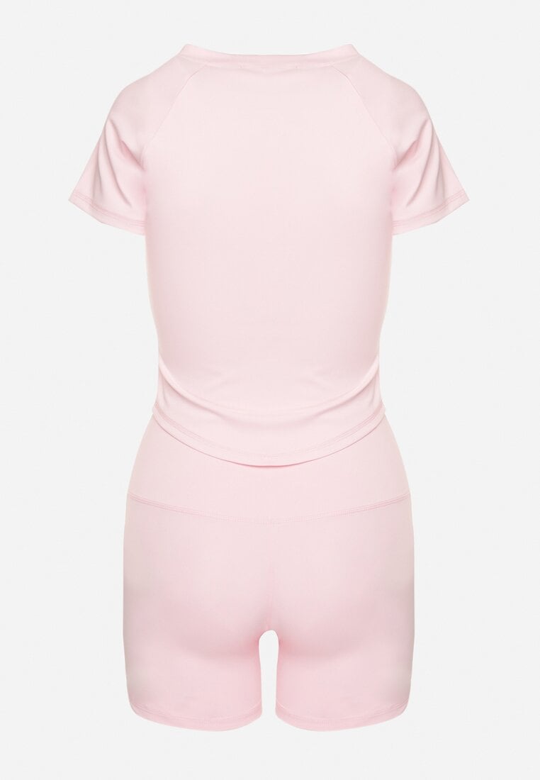 Różowy Komplet Sportowy T-shirt i Szorty z Ozdobnym Lampasem Zorettia