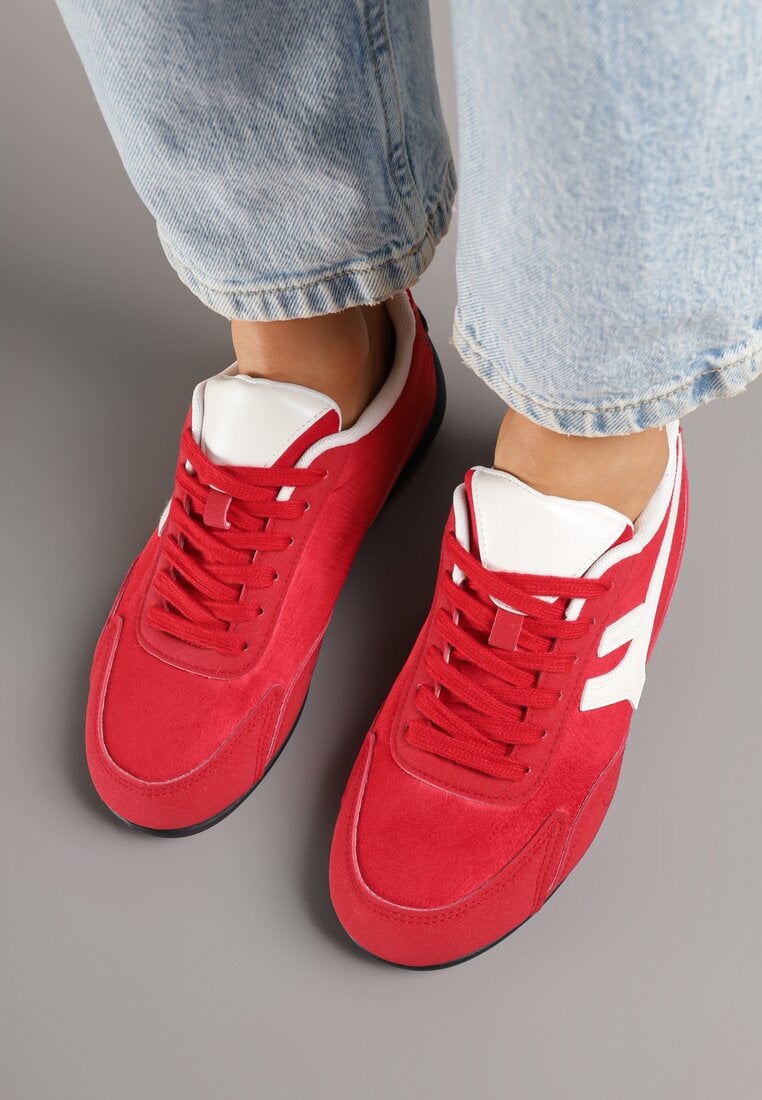 Czerwone Sneakersy Ozdobione Geometrycznym Wzorem Arulia