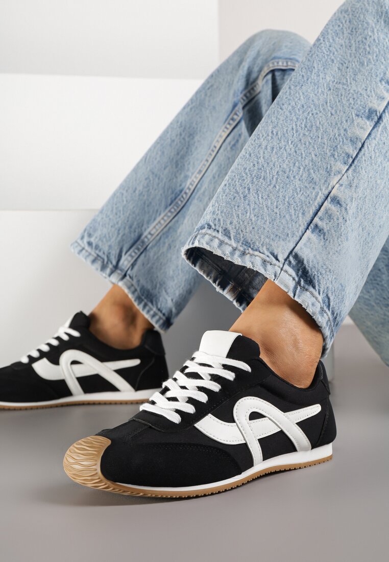 Czarne Sneakersy Ozdobione Geometrycznym Motywem Ardetia