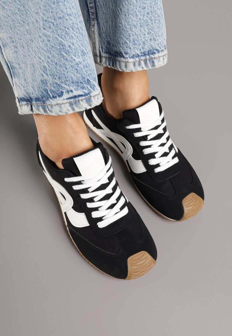 Czarne Sneakersy Ozdobione Geometrycznym Motywem Ardetia