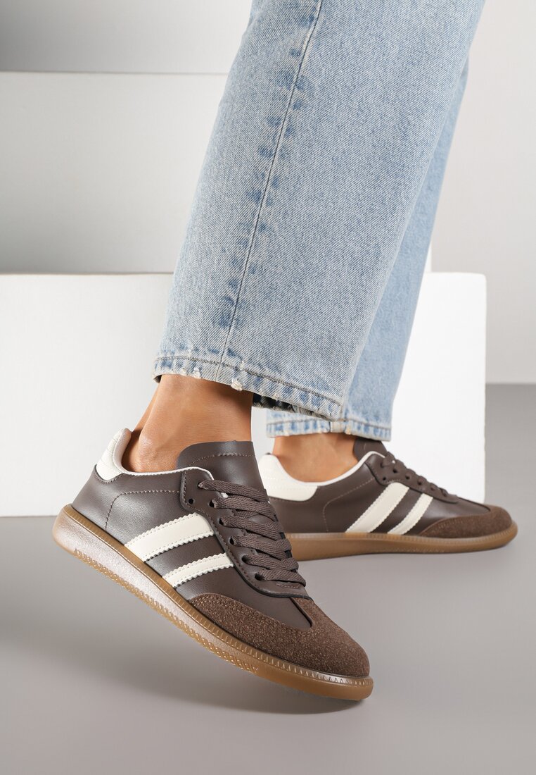 Brązowe Płaskie Sneakersy Ozdobione Paskami Glaria