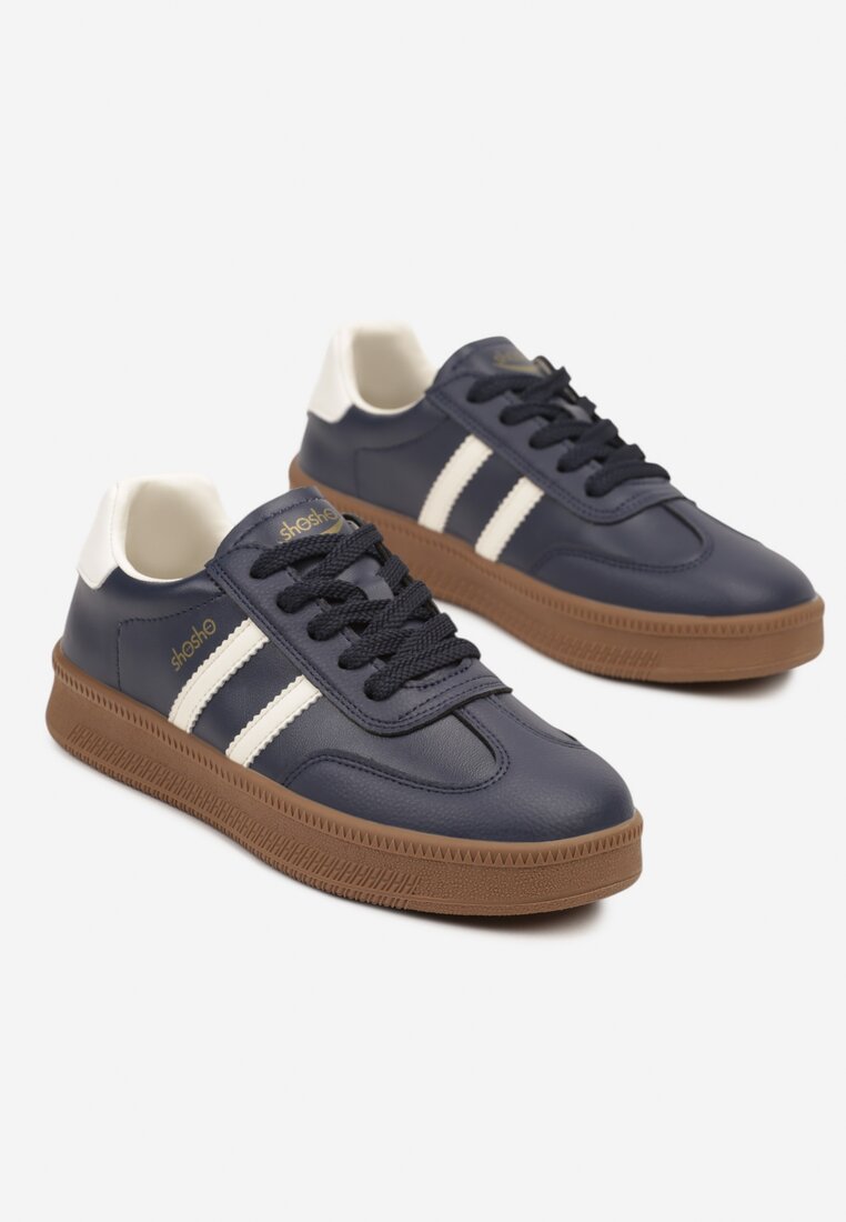 Granatowe Sneakersy w Stylu Tenisówek z Paskami na Boku Saliena