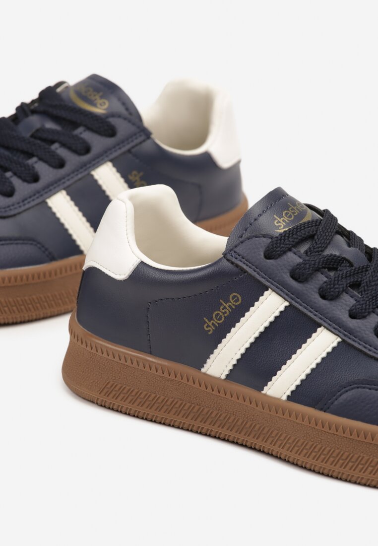 Granatowe Sneakersy w Stylu Tenisówek z Paskami na Boku Saliena