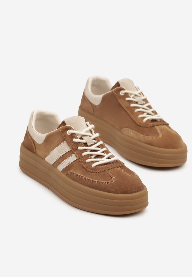 Brązowe Zamszowe Sneakersy na Grubej Podeszwie z Paskami i Skórzaną Wkładką Felenne