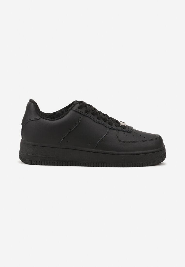 Czarne Skórzane Sneakersy Ozdobione Perforacją Rilurea