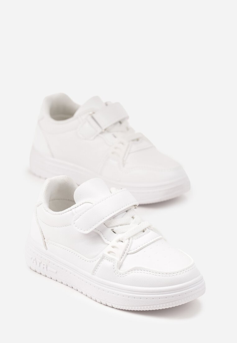 Białe Buty Sportowe Sneakersy z Ozdobną Aplikacją Venlorie