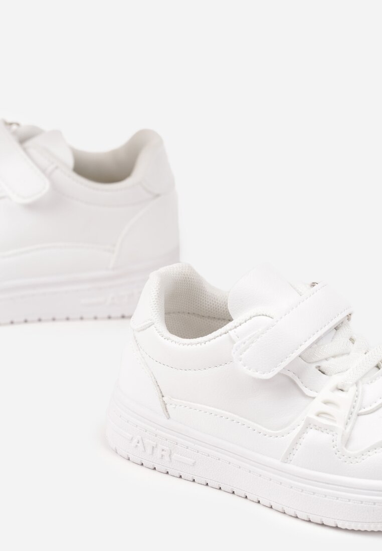 Białe Buty Sportowe Sneakersy z Ozdobną Aplikacją Venlorie