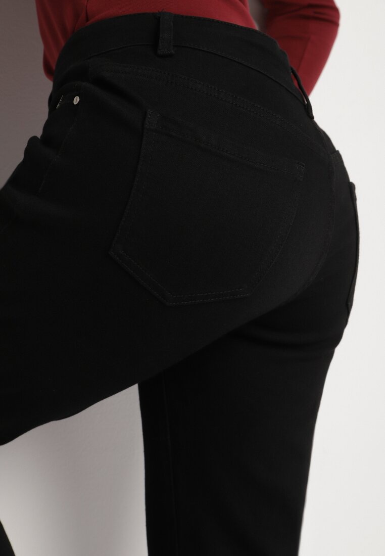 Czarne Casualowe Jeansy o Kroju Mom Fit Arettia