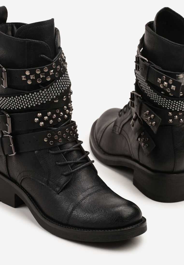 Botine Negre