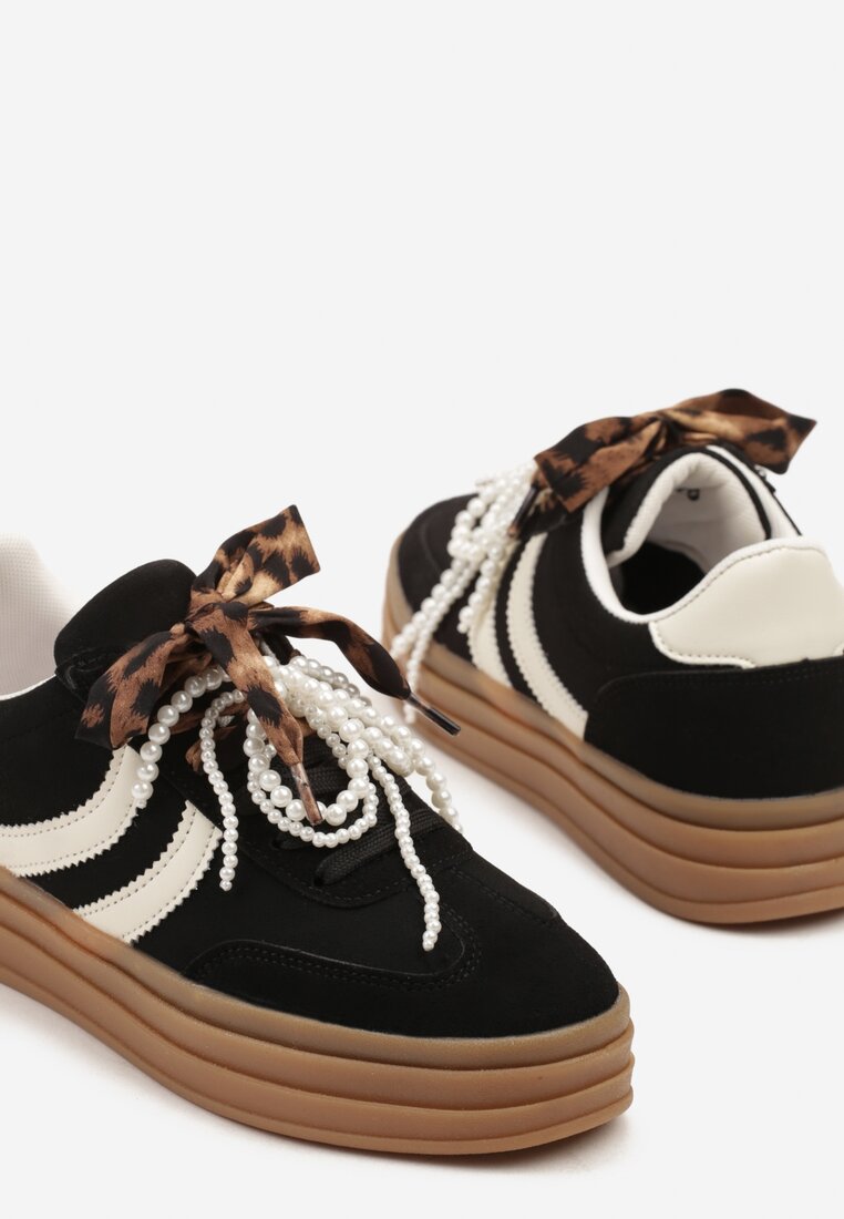 Czarne Sneakersy w Stylu Tenisówek na Grubej Podeszwie z Tłoczeniem i Perłami Asortte