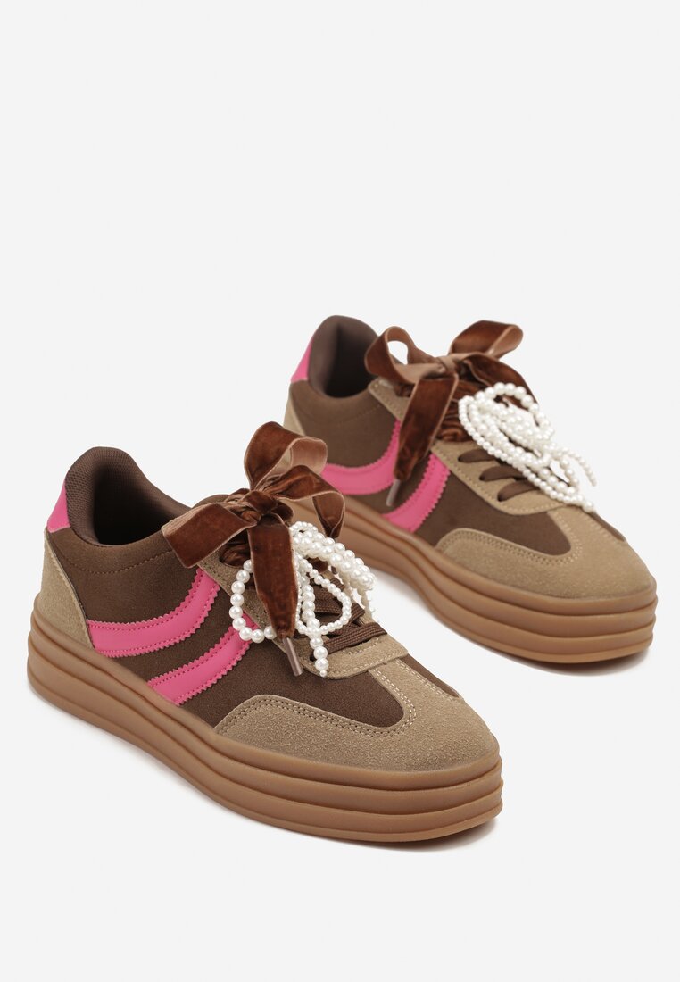 Brązowe Sneakersy w Stylu Tenisówek na Grubej Podeszwie z Tłoczeniem i Perłami Asortte