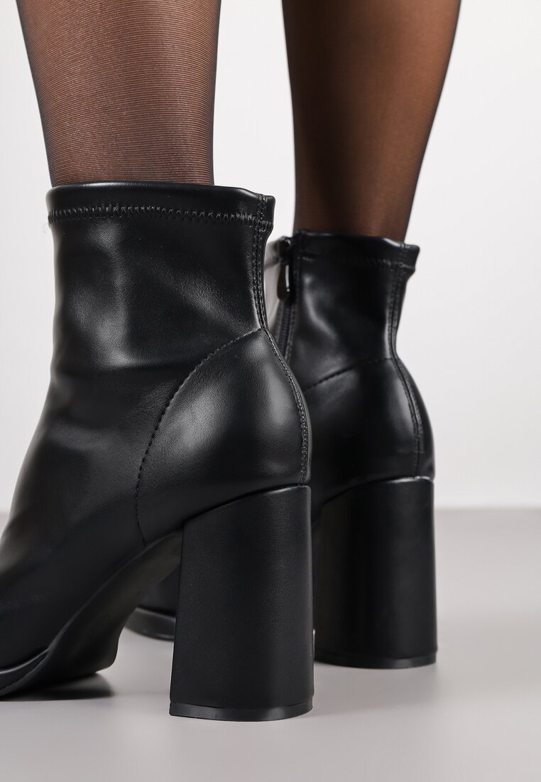 Botine Negre