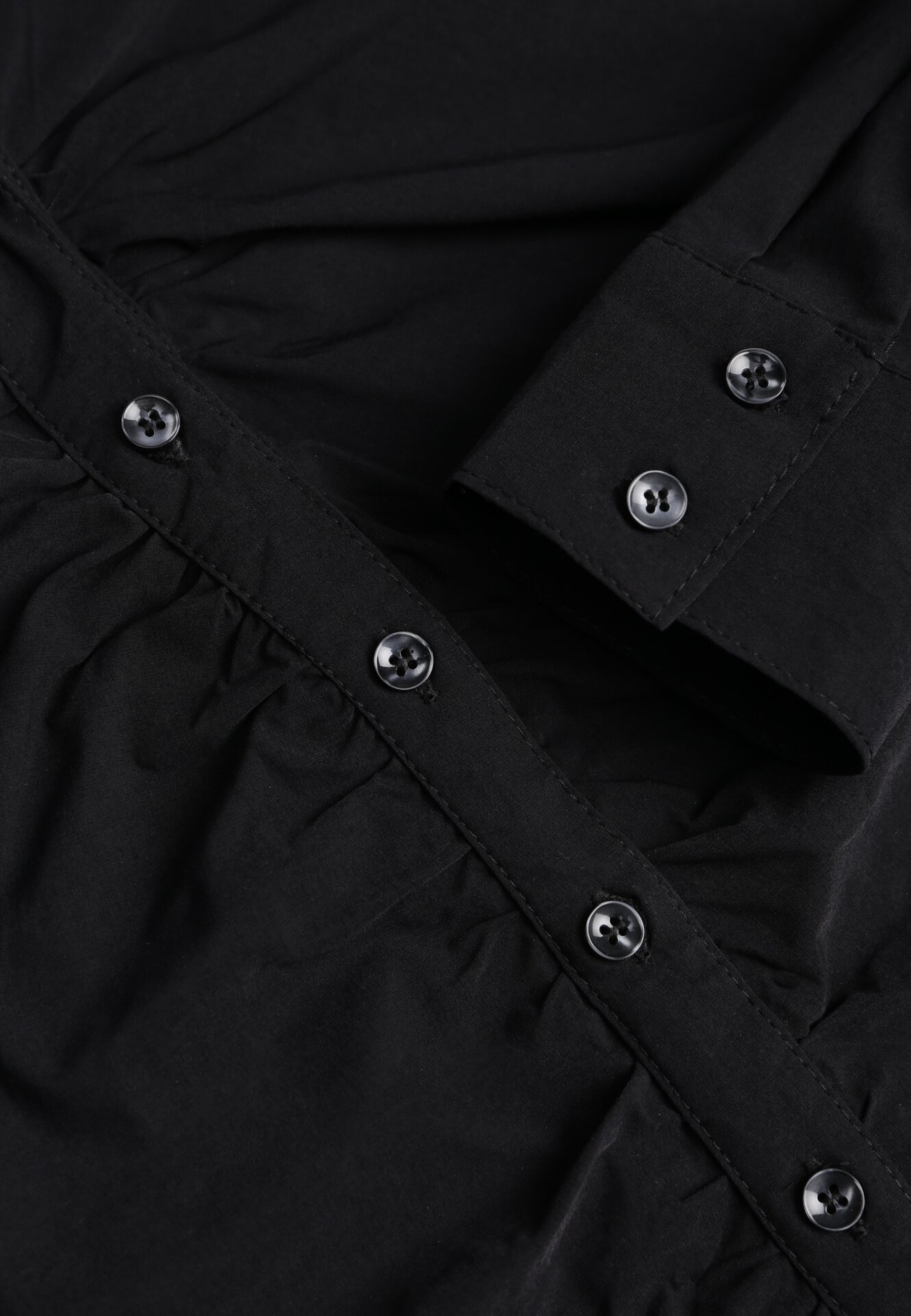 Czarna Koszula z Bawełną Ozdobiona Marszczeniem Anixe