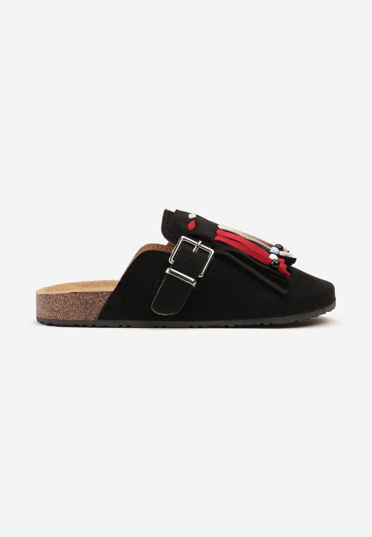 Czarne Klapki Mule w Stylu Boho z Ozdobnymi Frędzlami Varre