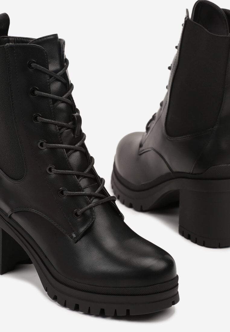Botine Negre