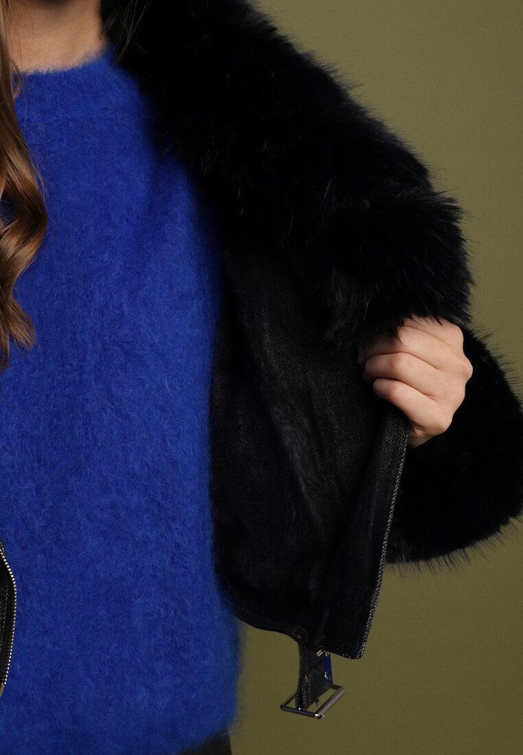 Granatowa Ocieplana Kurtka Ramoneska z Futrem przy Kołnierzu i Rękawach Mevesala