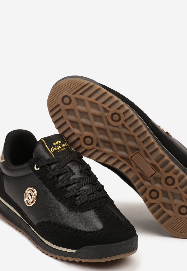 Czarne Sneakersy z Metaliczną Aplikacją Nurrive