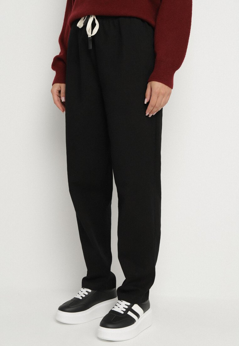 Czarne Spodnie Bawełniane w Stylu Mom Fit ze Sznurkiem  Adenelle