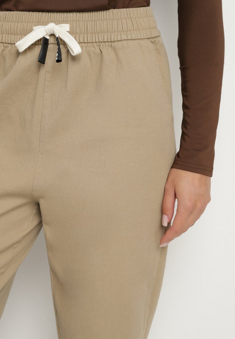 Beżowe Spodnie Bawełniane w Stylu Mom Fit ze Sznurkiem  Adenelle