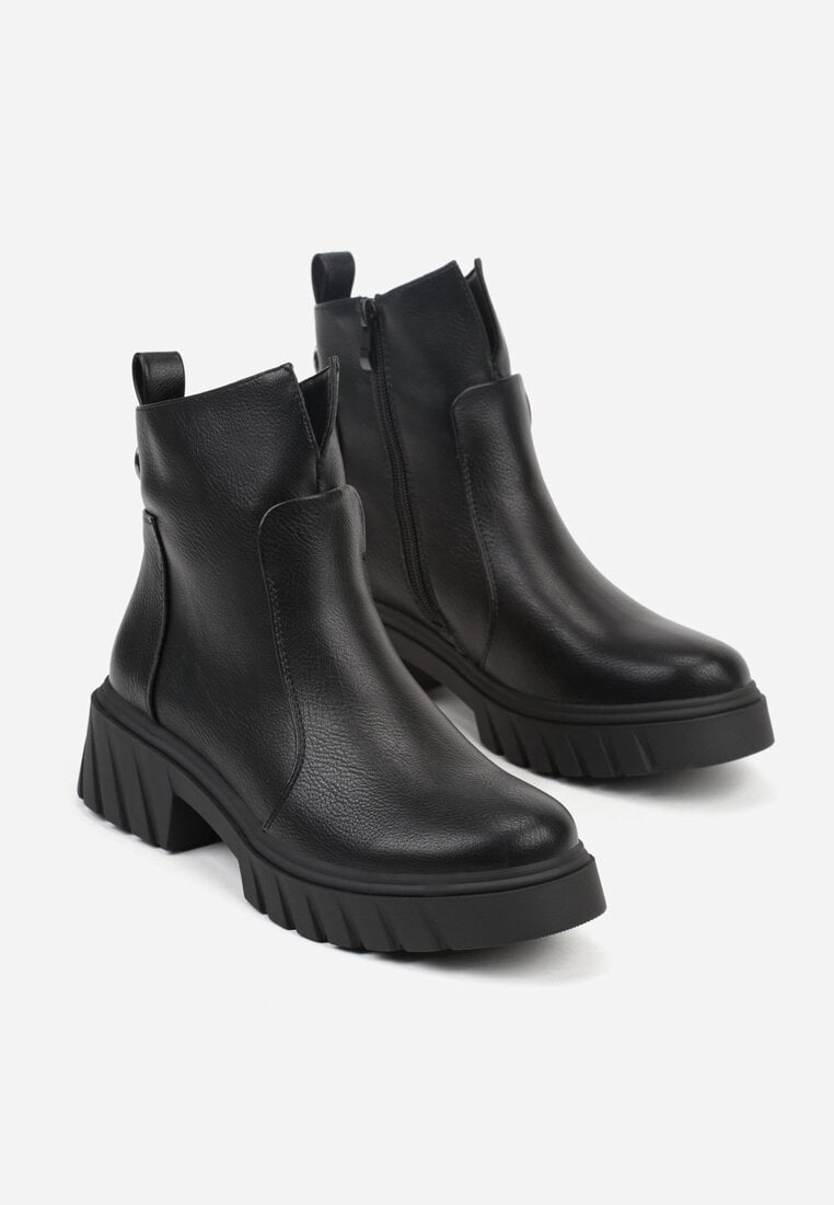 Botine Negre