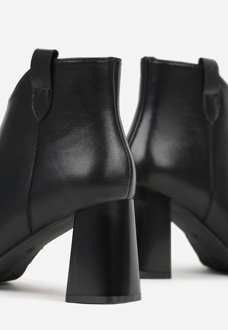 Botine Negre