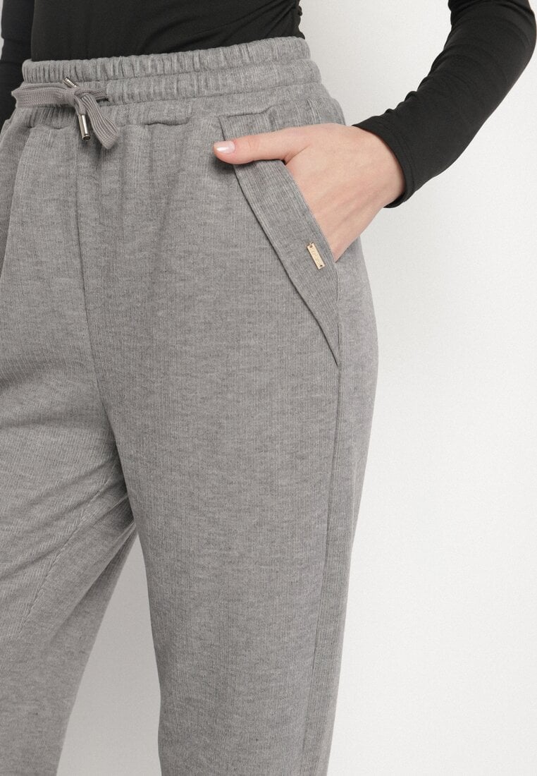Pantaloni Gri deschis