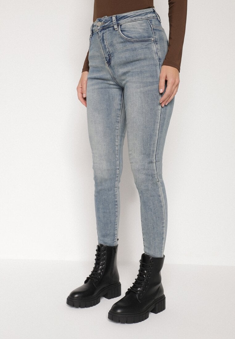 Niebieskie Jeansy Skinny z Bawełną z Regularnym Stanem Tevalka