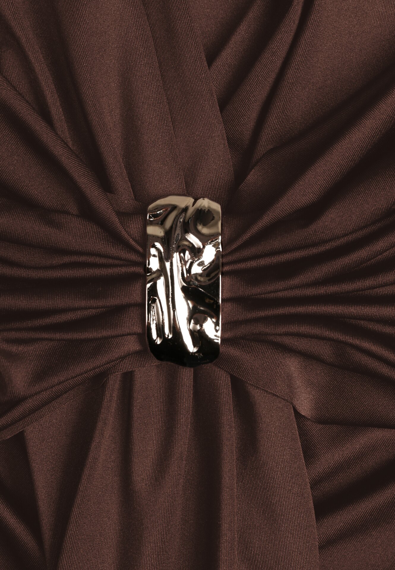 Brązowa Elegancka Sukienka z Trenem i Rozcięciem Atissa