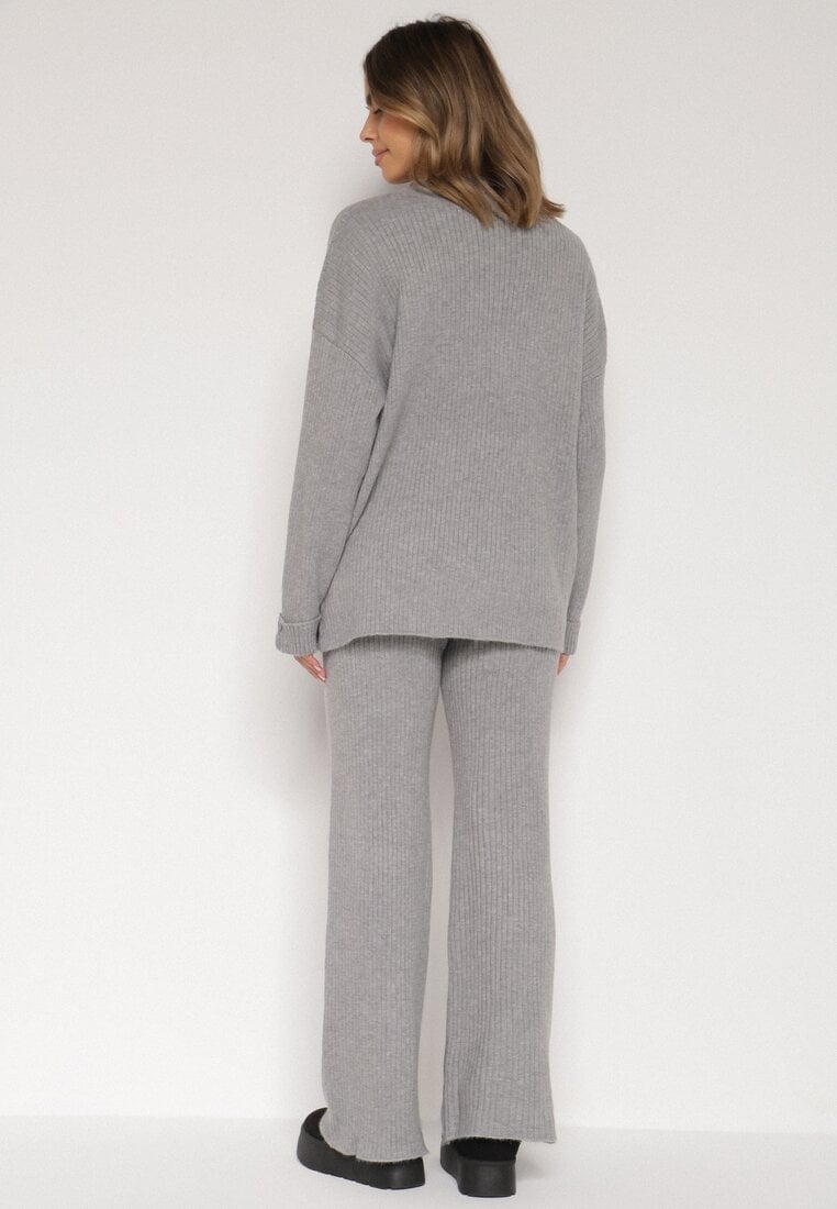 Ciemnoszary Komplet z Bawełną i Wełną Sweter z Guzikami i Proste Spodnie Reisadia