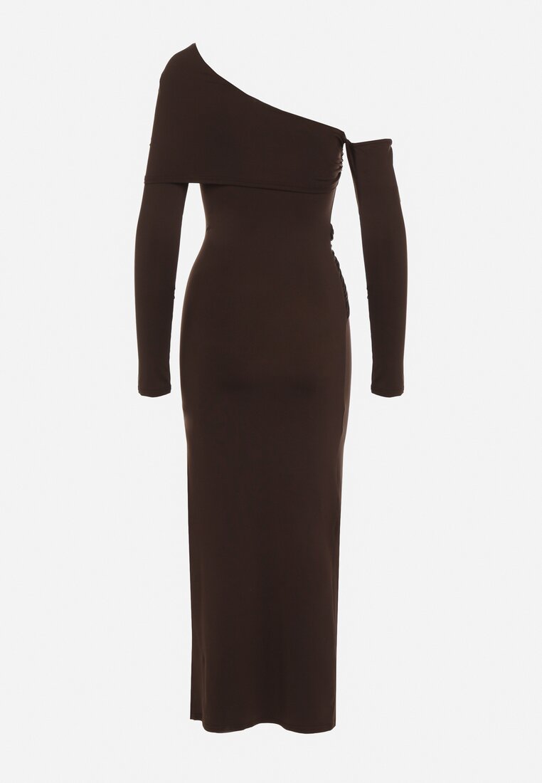 Brązowa Sukienka z Wiskozą Wywiniętym Dekoltem Marszczeniem i Metaliczną Ozdobą Reillea