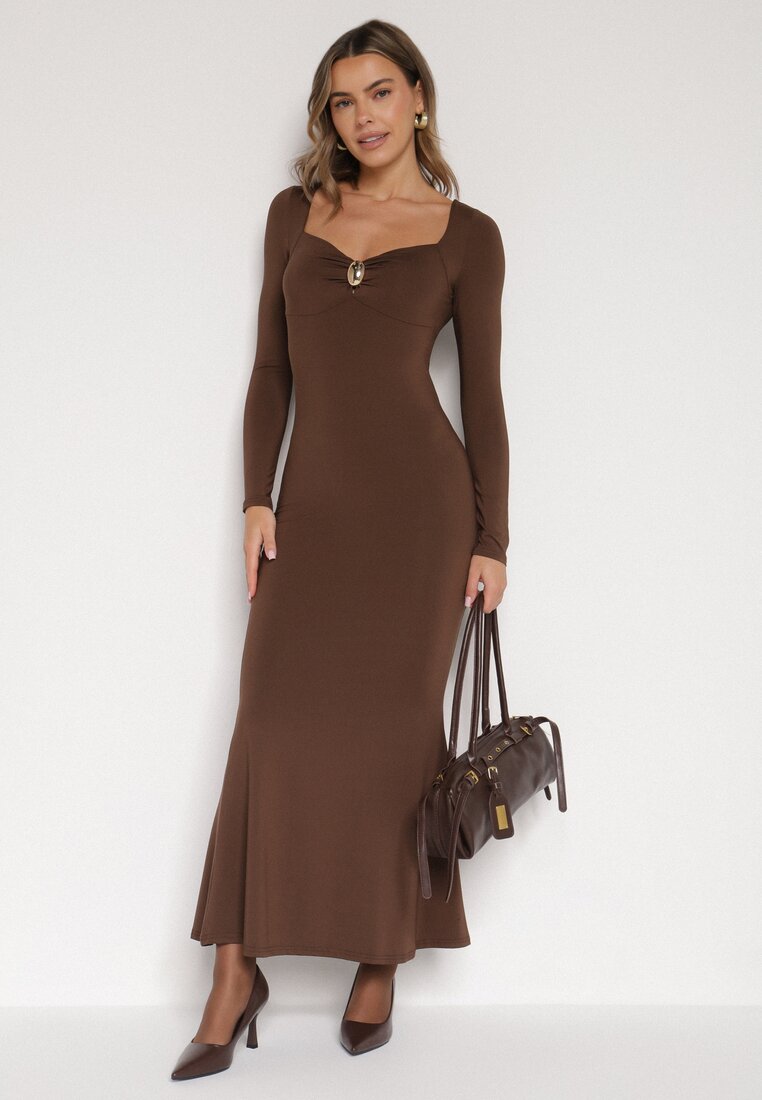 Brązowa Koktajlowa Sukienka z Wiskozą Ozdobiona Metalową Klamrą Refira