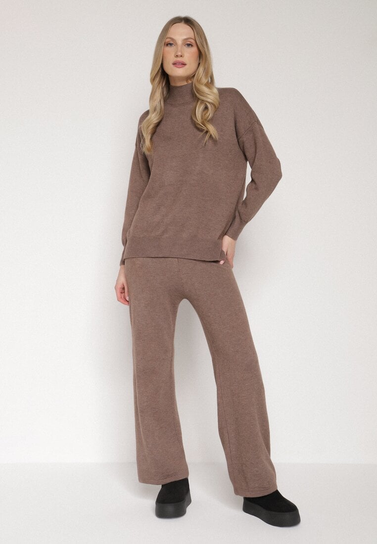 Ciemnobeżowy Dzianinowy Komplet z Bawełną i Wełną Szerokie Spodnie i Sweter Golf Valefessa