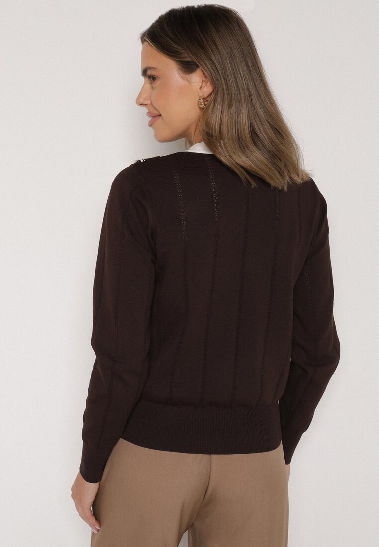 Brązowy Sweter z Wiskozą Ozdobiony Kokardą Eleganckimi Guzikami i Kontrastowymi Detalami Miariel