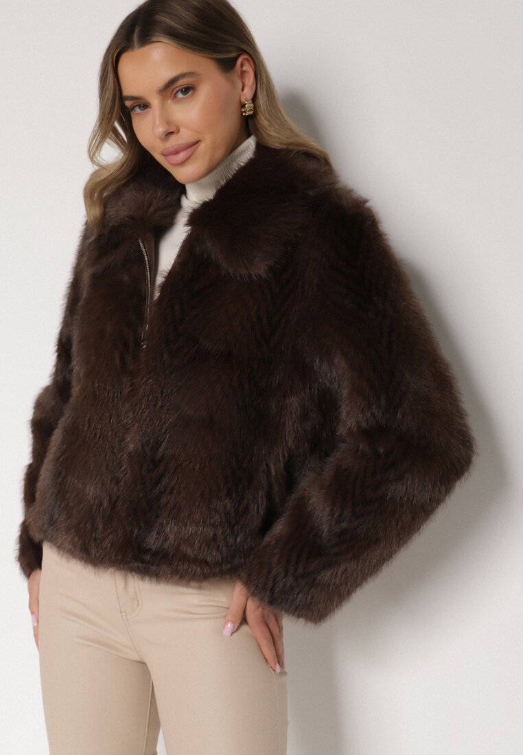 Brązowa Kurtka Futerko o Prostym Kroju z Zapięciem na Suwak Tusiviela