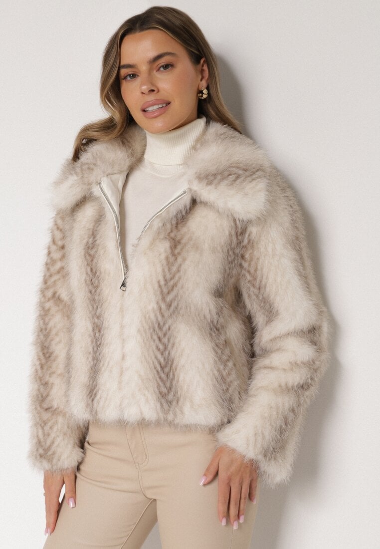 Jasnobeżowa Kurtka Futerko o Prostym Kroju z Zapięciem na Suwak Tusiviela